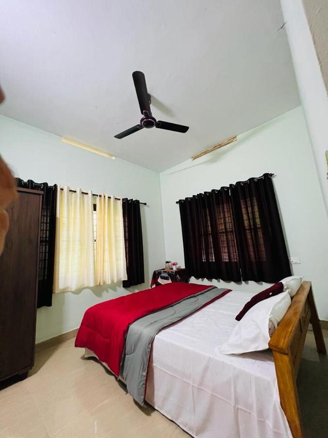 Ocean Pearl Apartment Kozhikode Bagian luar foto